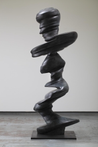 Tony Cragg, Dancer, 2008, wym. 186 × 80 × 80, brąz, fot. Martin Polak