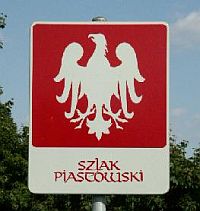 Znak Szlaku Piastowskiego</br>Fot. www.turystyka.torun.pl