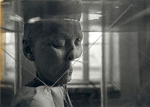 Konrad Kuzyszyn, obiekty fotograficzne z cyklu _EXI(S)T_, 1988-89