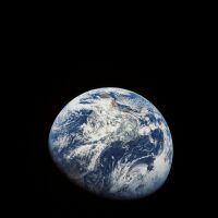 Podczas lotu Apollo 8 w stronę Księżyca ludzie po raz pierwszy zobaczyli kulę ziemską w całości